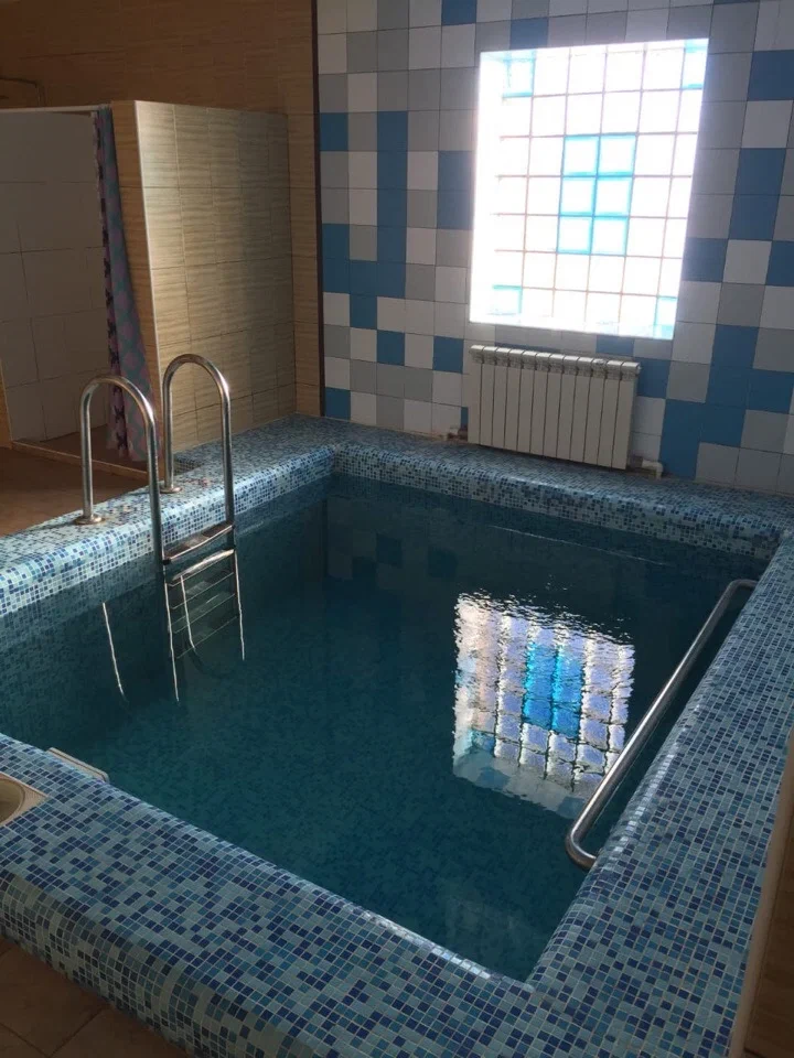Баня Лёдово