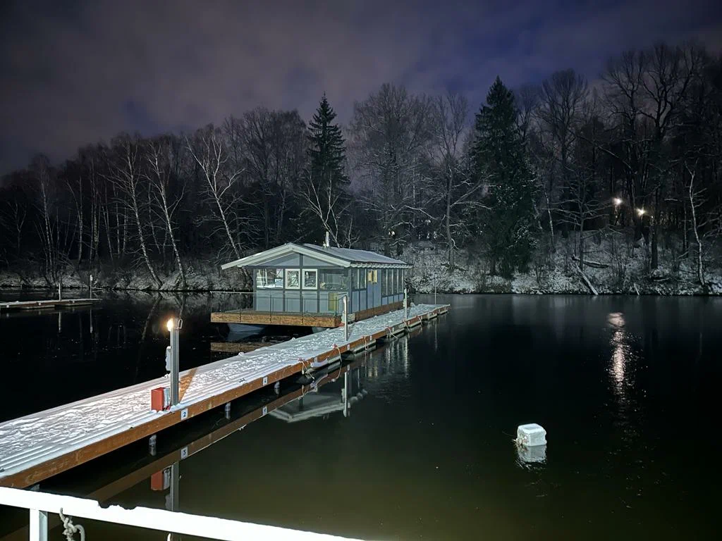 Плавающая баня на воде Парход