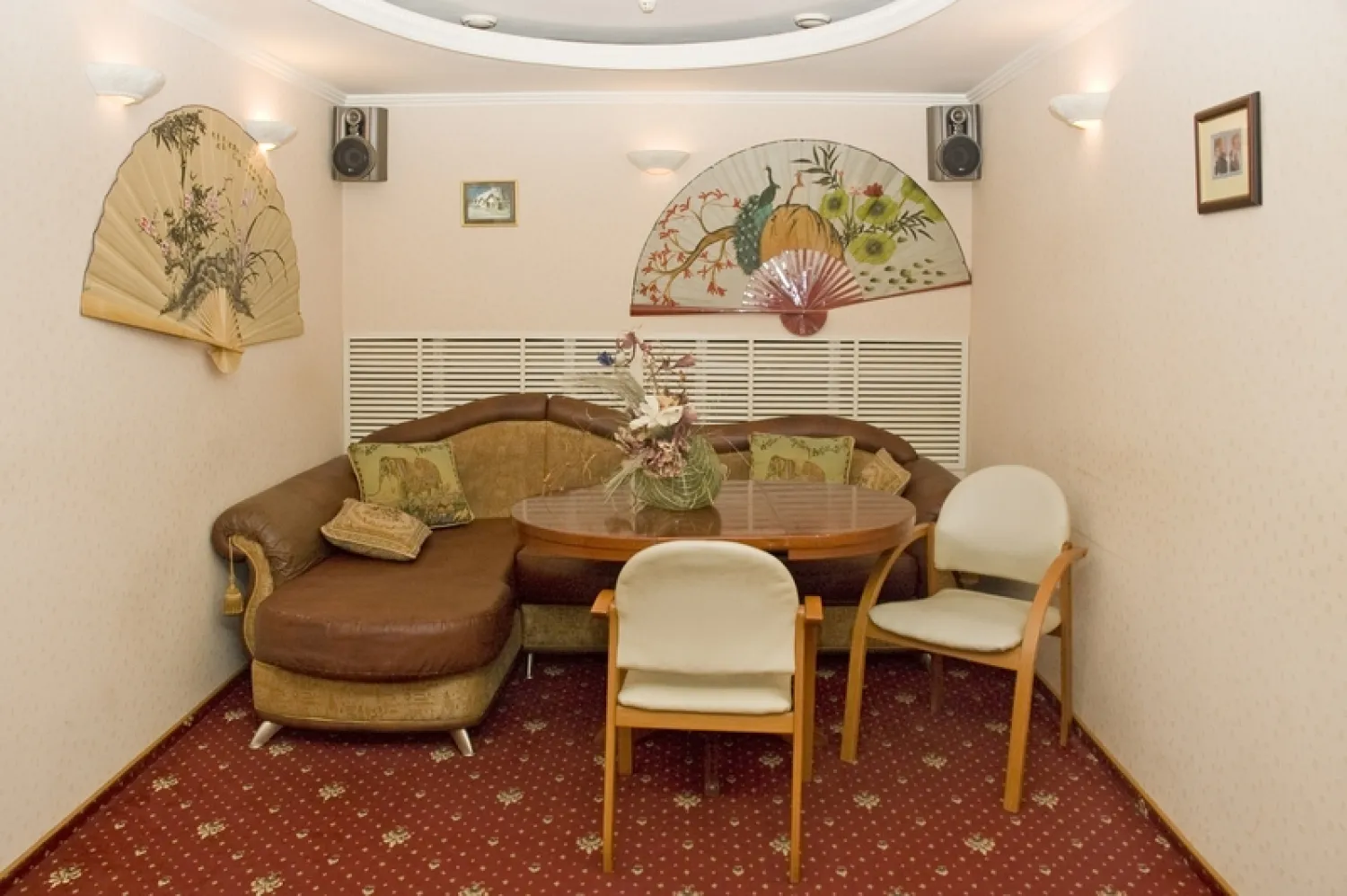 Сауна в отеле Максима Ирбис